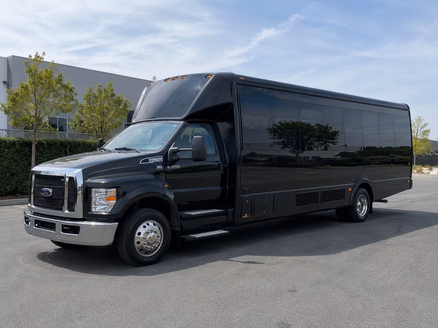 bus rentals for conventions and expos at the san manuel stadium area