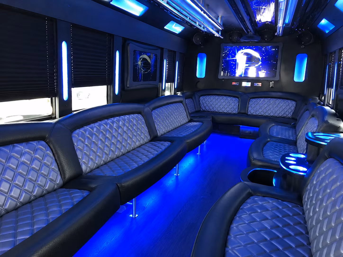 hotel resort shuttle buses between san bernardino airports and nearby accommodations