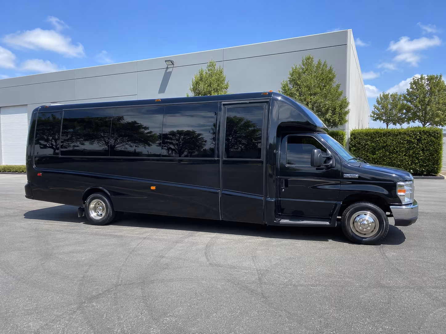 party buses for san bernardino birthdays and quinceaneras